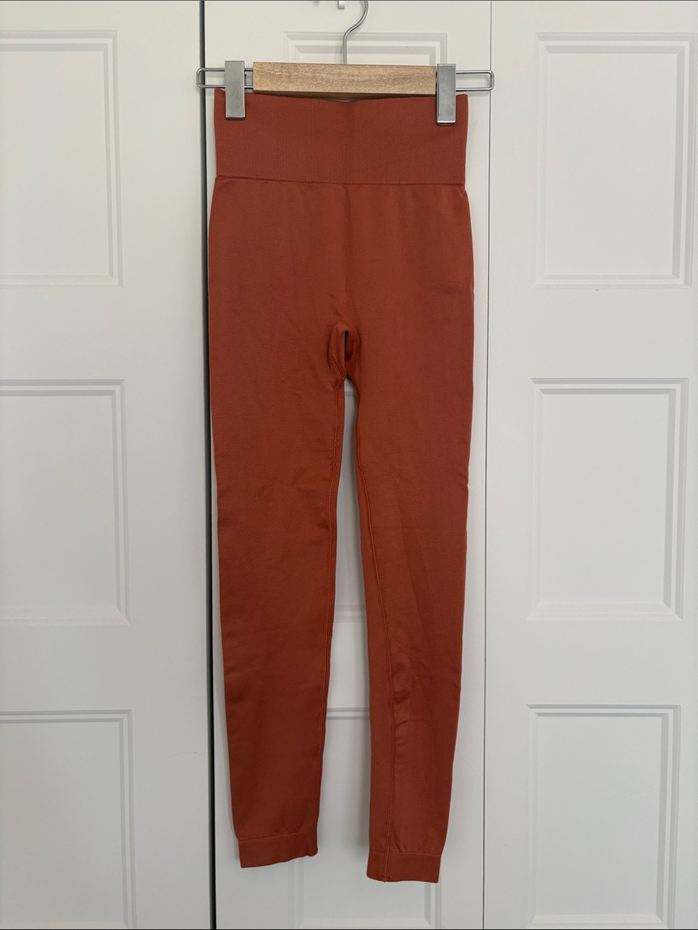 Knix High-Waist Rust, burnt orange color Leggings sz XS